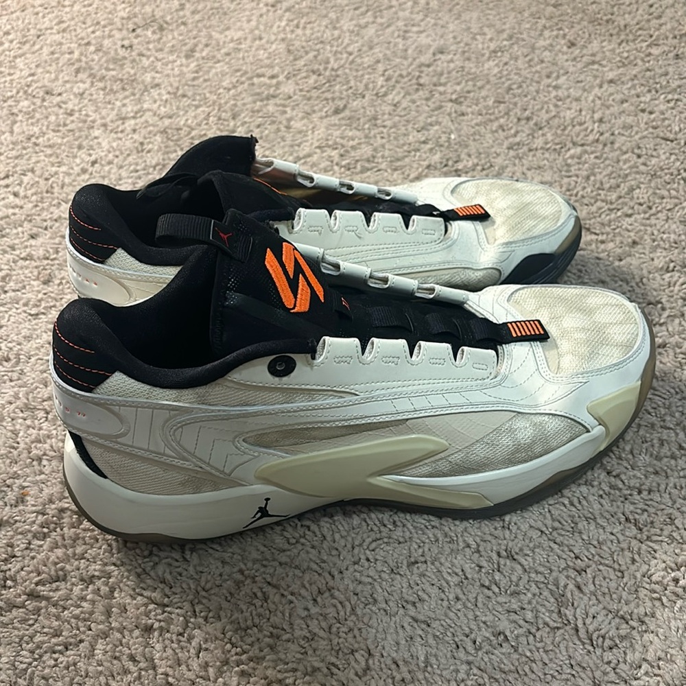 Jordan Basketball Shoes Luka 2